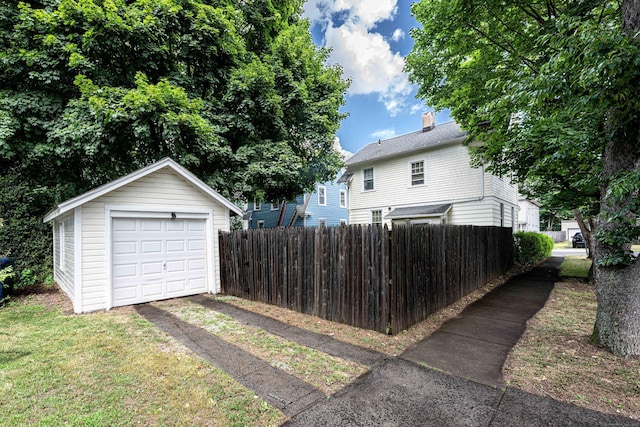 38 Francis Ave, Hamden, CT 06517 - detached garage with driveway