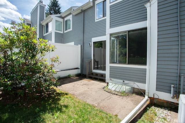 14 Old Mill Ct Unit 14, Simsbury, CT 06070 - view of patio
