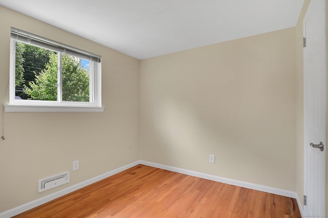 170 Scantic Meadow Rd, South Windsor, CT 06074 - empty room featuring baseboards and light wood-style flooring