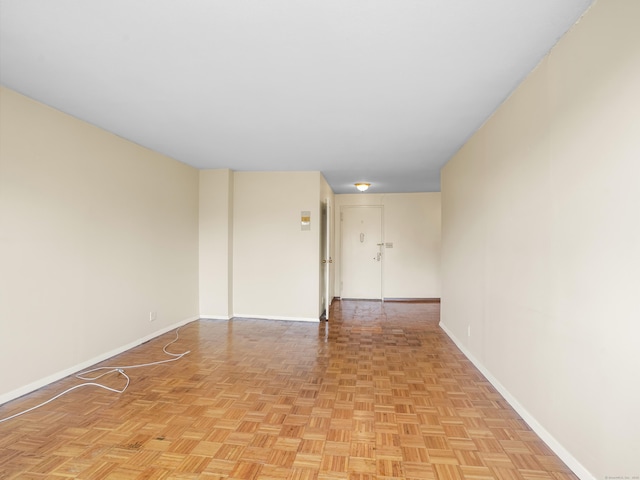 2600 Park Ave Unit 6H, Bridgeport, CT 06604 - unfurnished room with baseboards