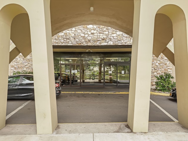2600 Park Ave Unit 6H, Bridgeport, CT 06604 - entrance to property featuring stone siding
