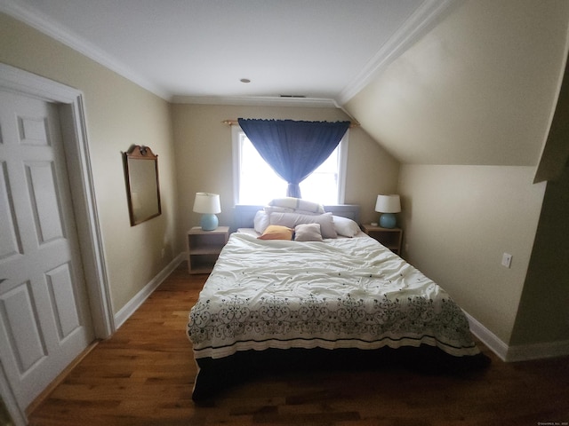 8 Caddy Rd, Norwalk, CT 06851 - bedroom featuring wood finished floors, ornamental molding, and lofted ceiling