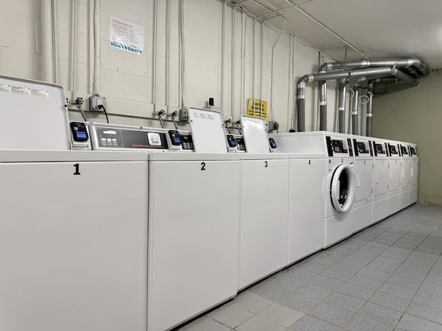 1730 State St Apt 306, Hamden, CT 06517 - community laundry with independent washer and dryer