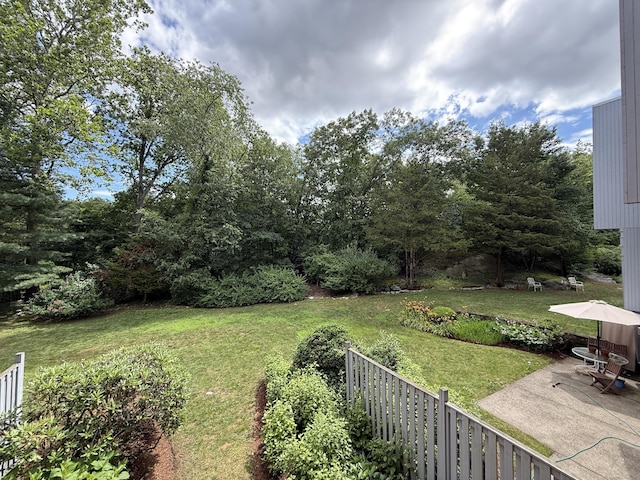 92 Wilton Crst, Wilton, CT 06897 - view of yard featuring a patio