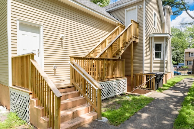 37 Martin St, Hartford, CT 06120 - entrance to property with roof with shingles and a deck