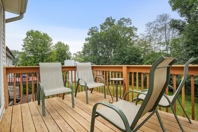 4 Russo Ter, New Haven, CT 06513 - view of wooden terrace