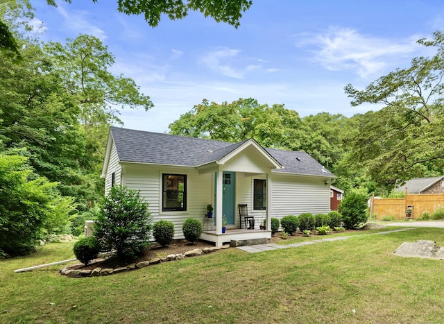 20 Meadow Woods Rd, Essex, CT 06426 - single story home featuring roof with shingles