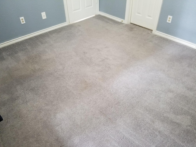 31 High St Apt 11206, East Hartford, CT 06118 - unfurnished bedroom with carpet floors and a closet