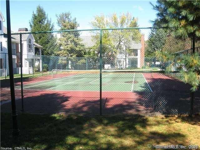 31 High St Apt 11206, East Hartford, CT 06118 - view of tennis court