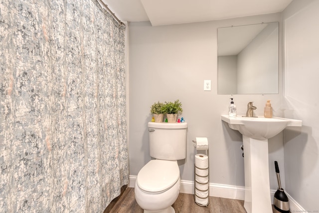 188 Sterling Dr Unit 188, Newington, CT 06111 - bathroom with wood finished floors and curtained shower