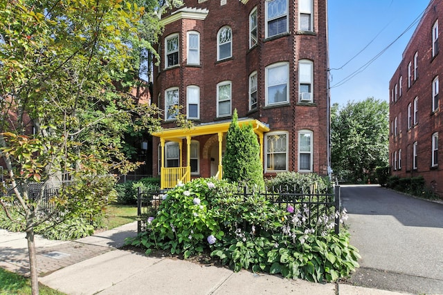 11 Mortson St, Hartford, CT 06106 - photo 3