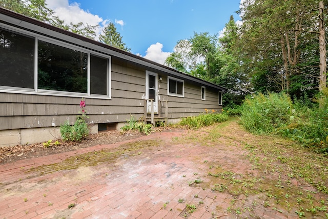 27 Tuttle Ct, Bethany, CT 06524 - view of side of home