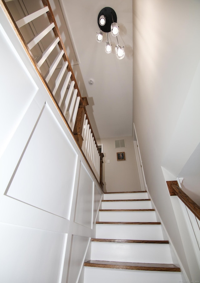 625 Lakeview Rd, Orange, CT 06477 - view of stairway
