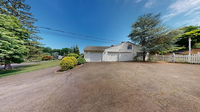53 W Hill Cir, Stamford, CT 06902 - photo 6