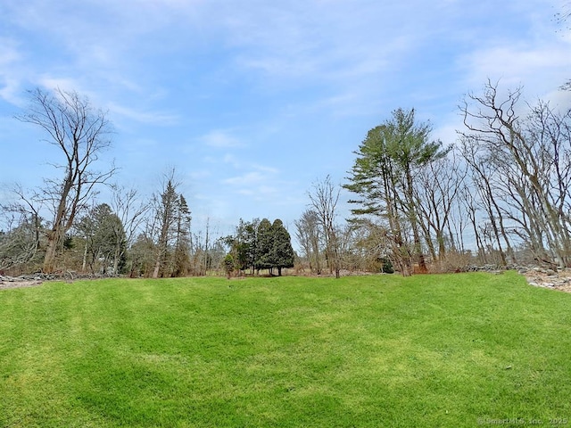 180 Catamount Rd, Fairfield, CT 06824 - photo 2