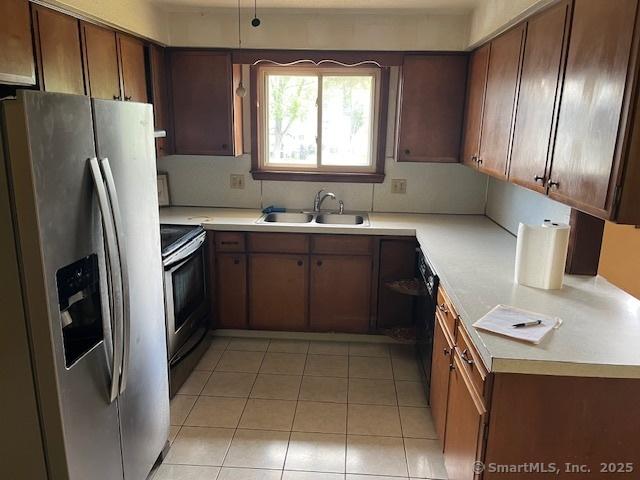 56 Gravel St, Meriden, CT 06450 - photo 3