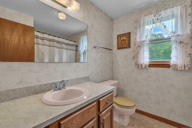 21 Briarcliffe Trl, Old Saybrook, CT 06475 - full bath featuring vanity and wallpapered walls