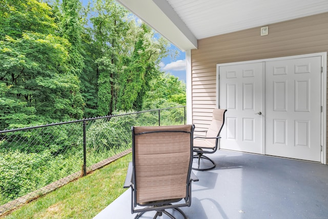 605 Brookside Ct Unit 605, Newtown, CT 06470 - view of patio