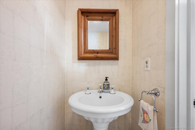 25 Spring St, Chester, CT 06412 - bathroom featuring a sink