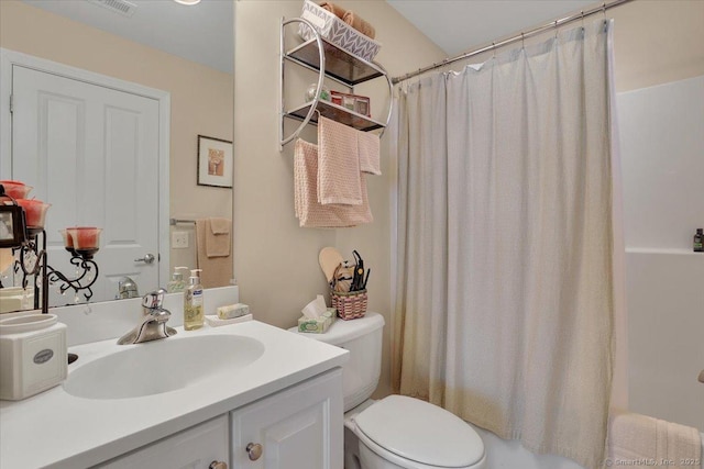 33 Wadsworth Ln Unit 33, Wallingford, CT 06492 - full bathroom featuring vanity and shower / bath combo