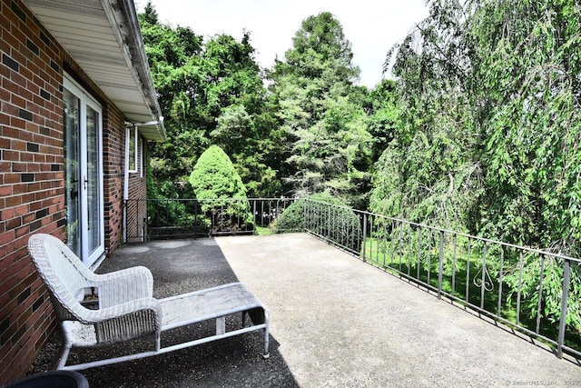 400 Williams Rd, Wallingford, CT 06492 - view of patio / terrace