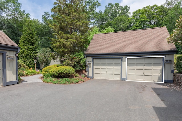 884 Heritage Vlg Unit B, Southbury, CT 06488 - photo 8