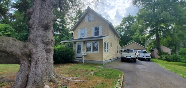 19 Cook Hill Rd, Windsor, CT 06095 - view of front of home with a garage and entry steps