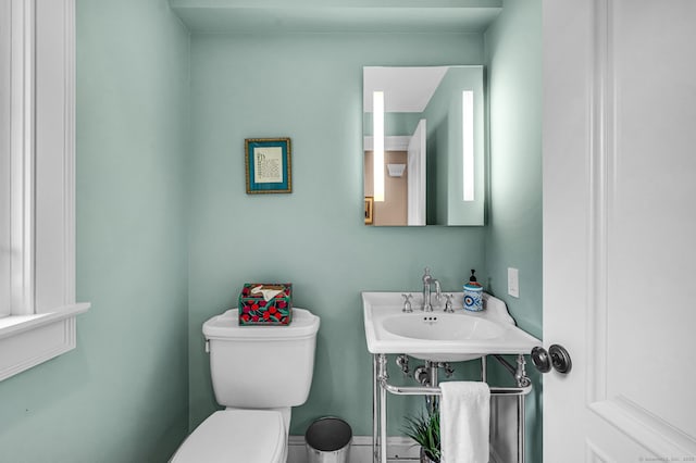 10 Prynne Ridge Rd, Longmeadow, MA 01106 - bathroom featuring toilet and a sink