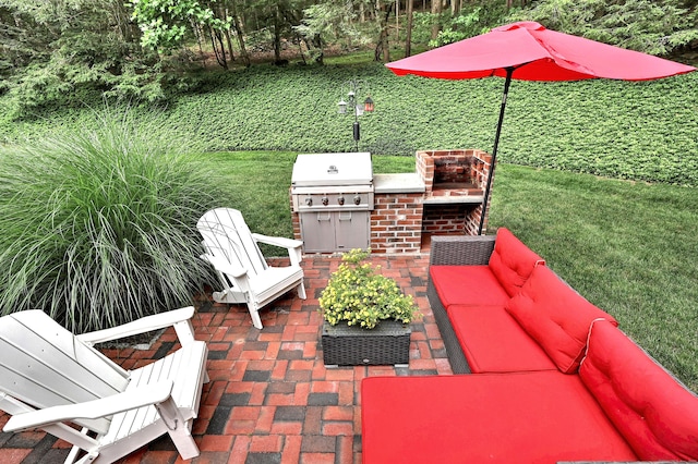 11 Sweetbriar Ln, Newtown, CT 06482 - view of patio / terrace with an outdoor hangout area