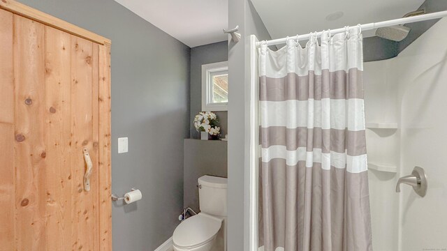 70 River Rd, Preston, CT 06365 - full bathroom with a shower with shower curtain