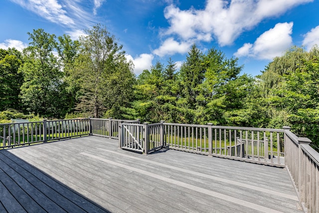 21 Brentwood Rd, New Milford, CT 06776 - view of wooden deck