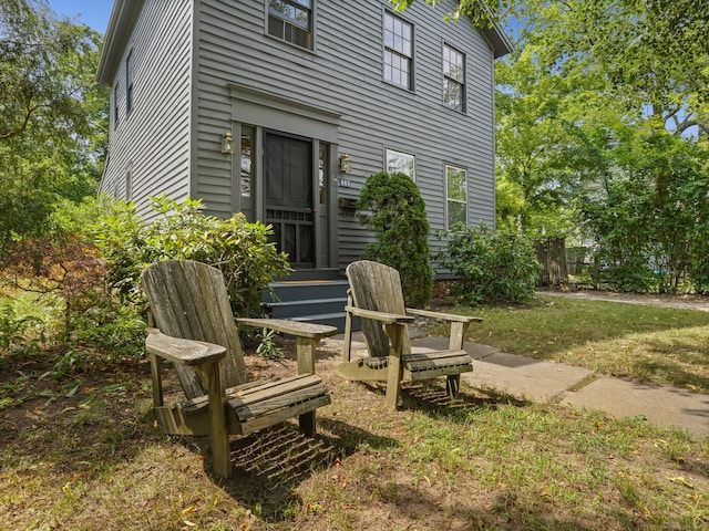 161 White St, Stratford, CT 06615 - back of house