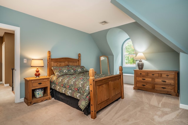 6 Salisbury Way, Farmington, CT 06032 - bedroom with light colored carpet and lofted ceiling