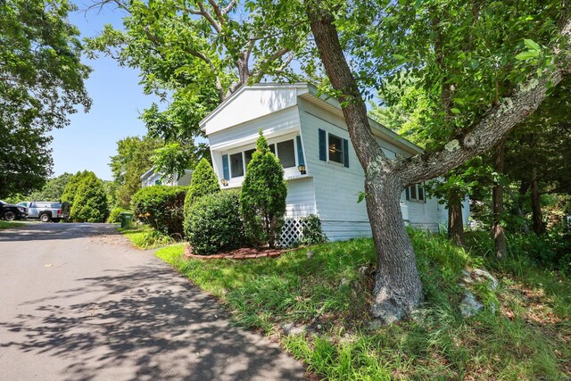 133 W Main St Trlr C6, Clinton, CT 06413 - view of property exterior featuring driveway