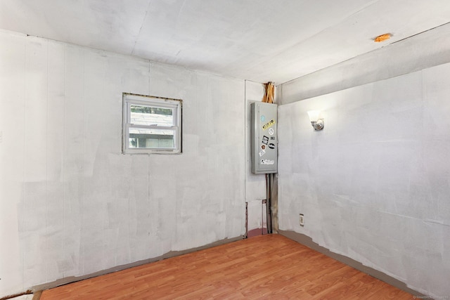 133 W Main St Trlr C6, Clinton, CT 06413 - unfurnished room featuring light wood finished floors
