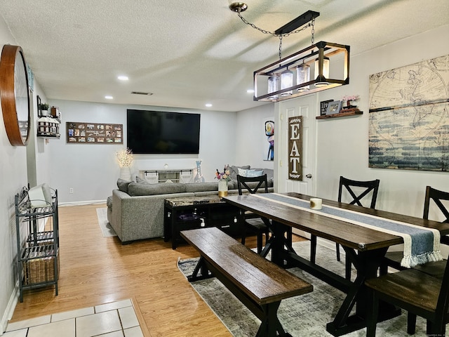 140 Thompson St Apt 3A, East Haven, CT 06513 - photo 1