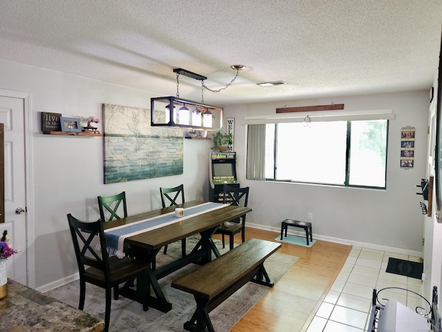 140 Thompson St Apt 3A, East Haven, CT 06513 - photo 2
