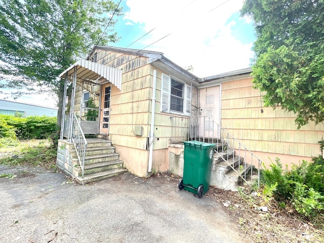 65 Masarik Ave, Stratford, CT 06615 - view of side of home