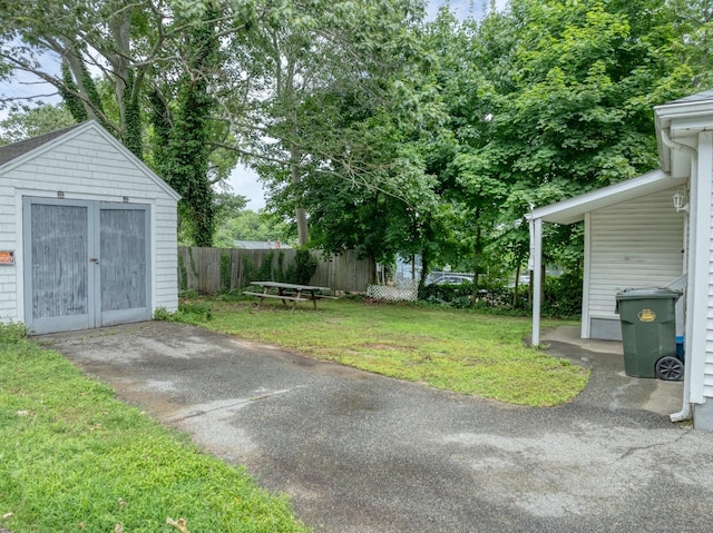 17 Walden Ave, New London, CT 06320 - view of yard with a shed