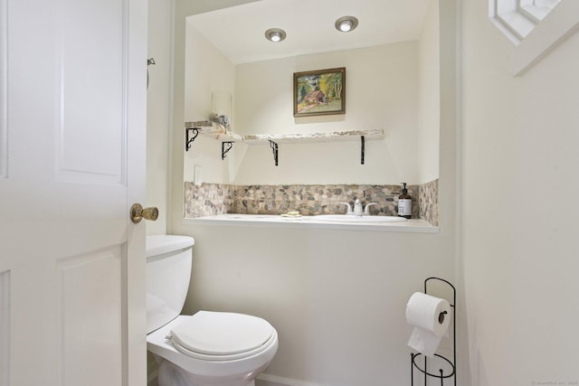 53 Smith St, East Lyme, CT 06357 - photo 14