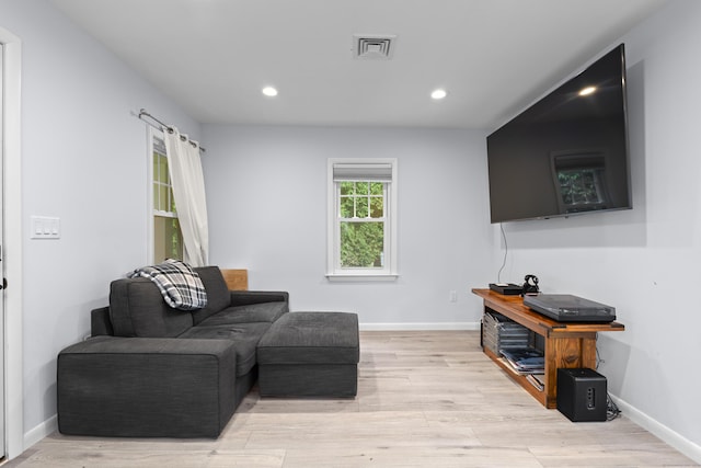 5 Fuller Ct, East Lyme, CT 06357 - living room with light wood-type flooring and recessed lighting
