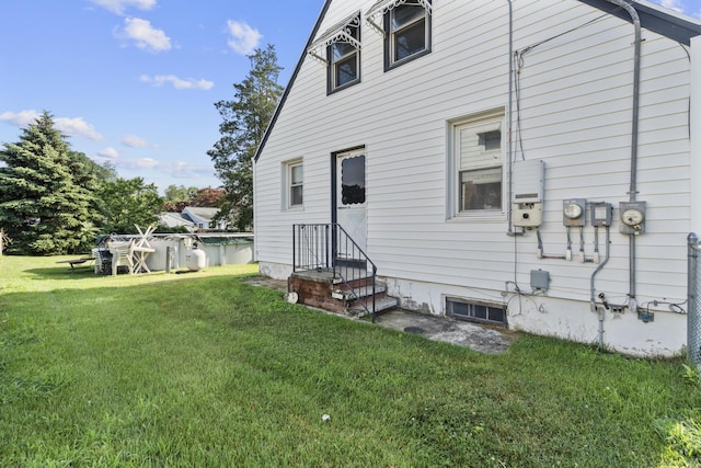 484 Reitter St W, Stratford, CT 06614 - rear view of property featuring a yard