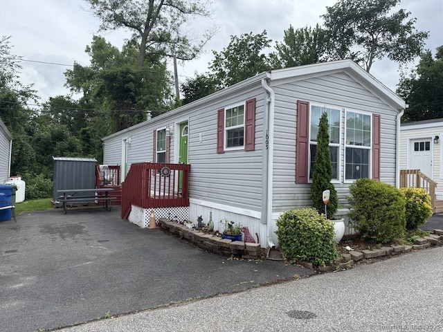 441 Main St Lot 1005, East Hartford, CT 06111 - view of manufactured / mobile home