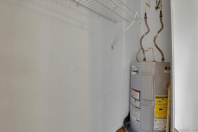 142 Burgundy Hill Ln Unit 142, Middletown, CT 06457 - utilities featuring electric water heater