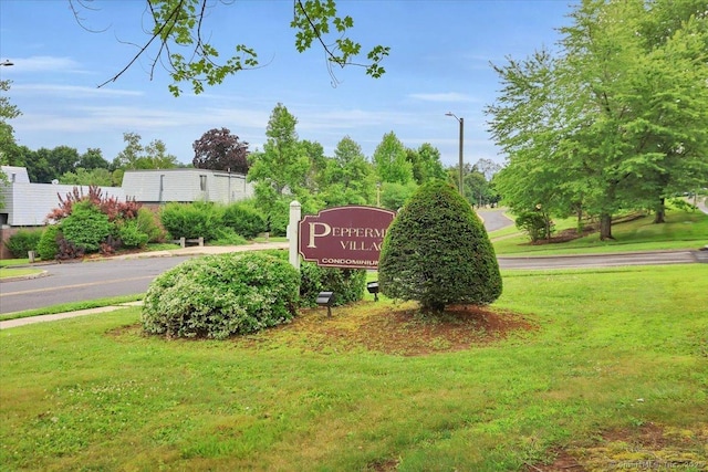 142 Burgundy Hill Ln Unit 142, Middletown, CT 06457 - community / neighborhood sign featuring a lawn