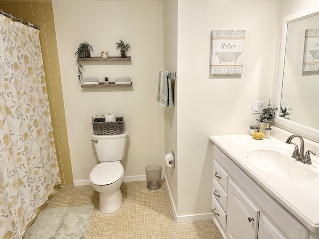 85 Viscount Dr Unit 4E, Milford, CT 06460 - bathroom featuring vanity, curtained shower, and tile patterned floors
