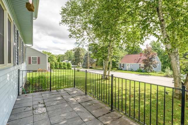 117 Woodside St, Putnam, CT 06260 - deck with a yard
