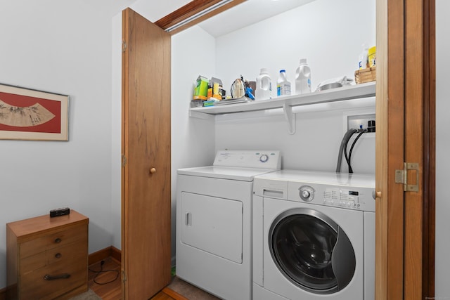 8 Nelson Dr, East Lyme, CT 06333 - laundry room with washer and clothes dryer