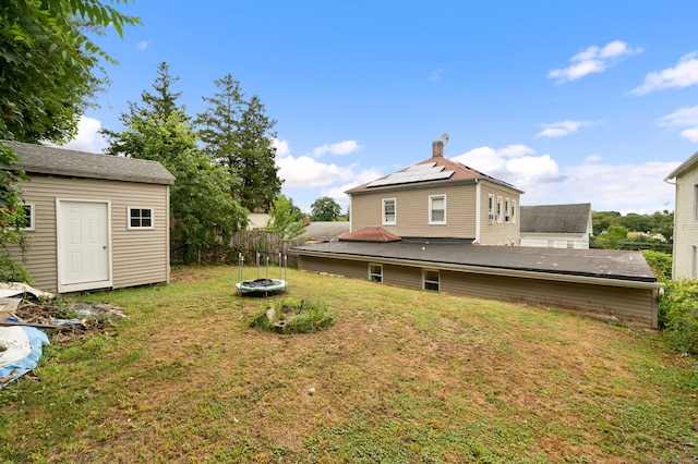 28 W High St, New London, CT 06320 - view of yard featuring an outbuilding