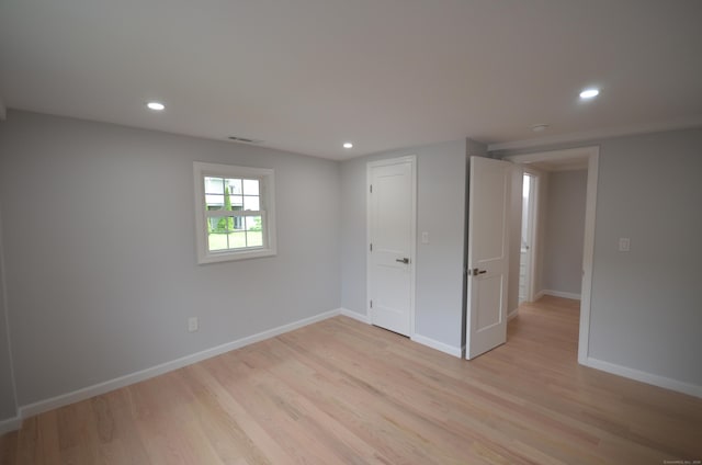 401 Unity Rd, Trumbull, CT 06611 - unfurnished bedroom with light wood-style flooring and recessed lighting